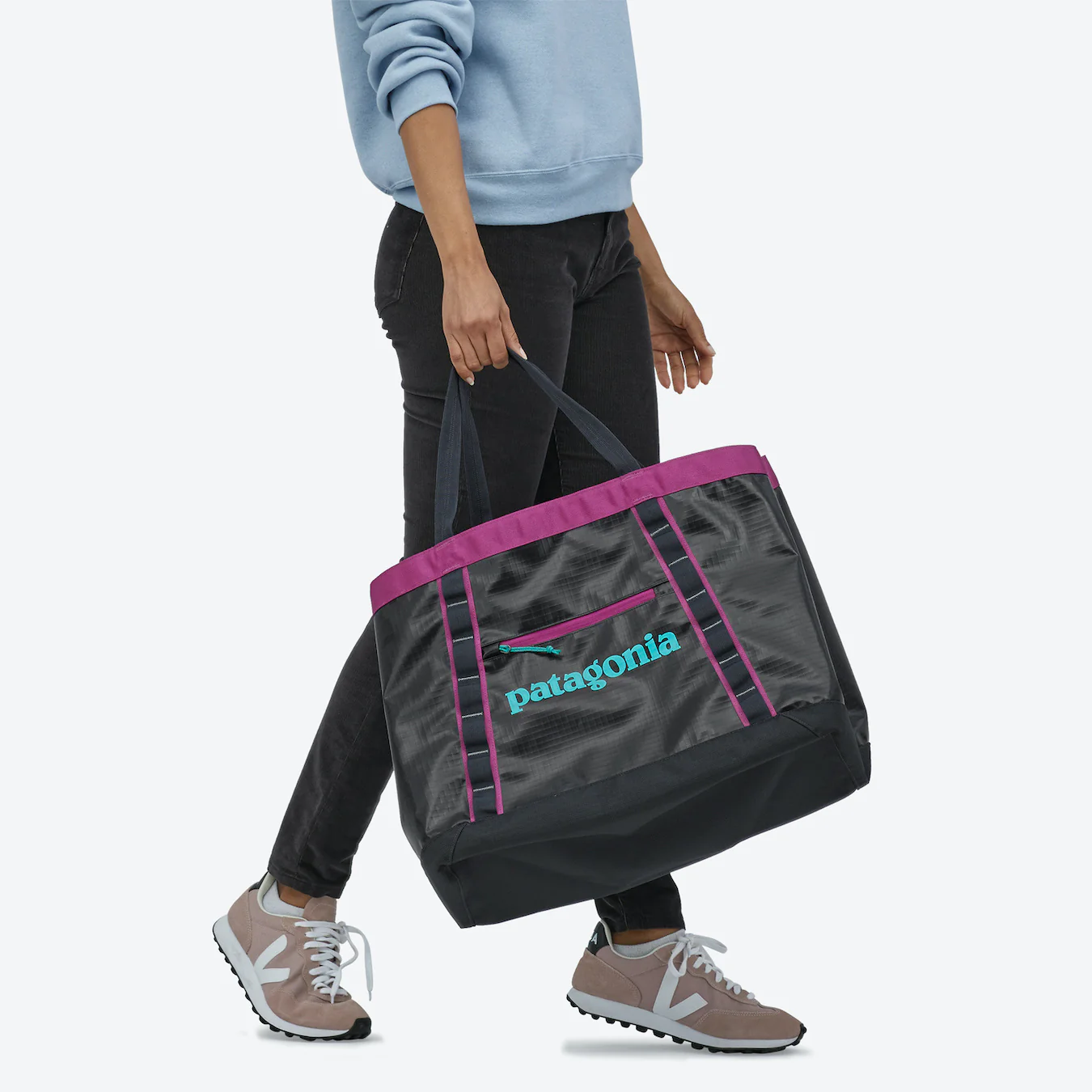 Black Hole Gear Tote 61L - Image 3