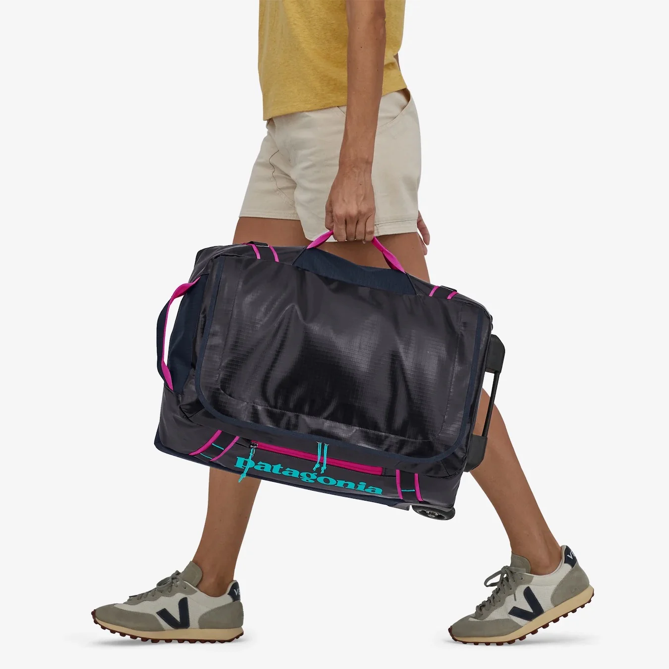 Black Hole Wheeled Duffel Bag 40L - Image 4