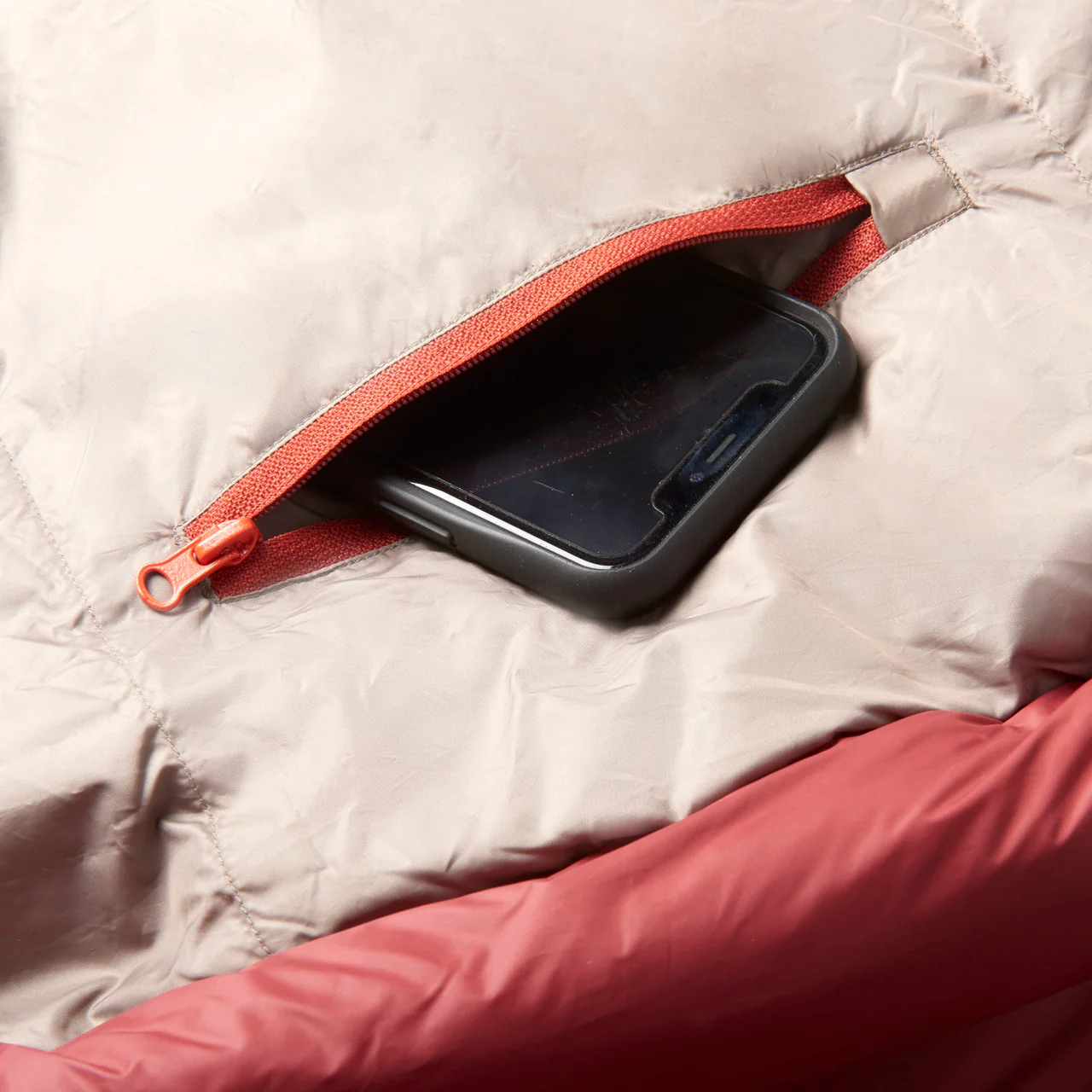 Cosmic 0ºF Down Sleeping Bag - Image 2