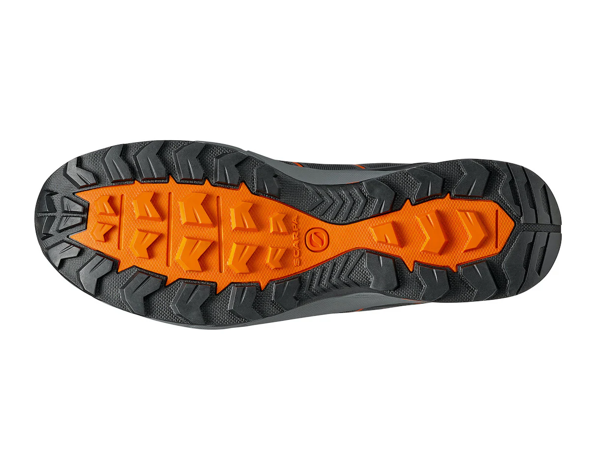 Maverick Mid GTX Boot - Men's - Image 4