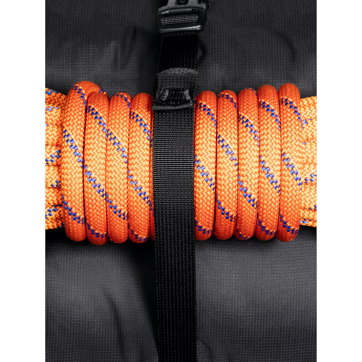 Trion Nordwand 38 Pack - Men's - Image 6