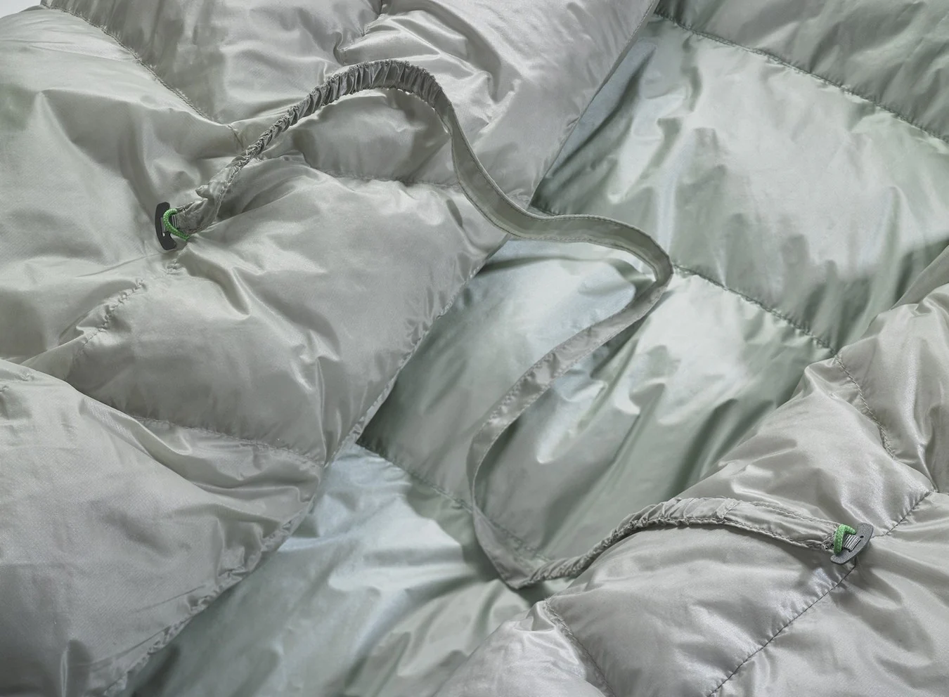 Vesper 20°F Down Quilt - Image 5