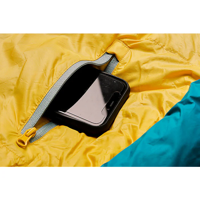 Cosmic 20ºF Down Sleeping Bag - Womens - Image 3