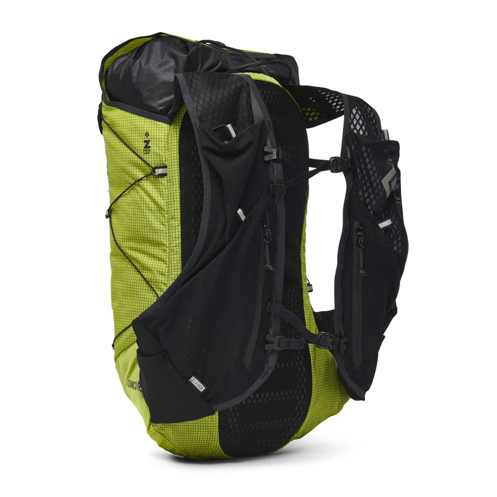 Distance 22 Backpack - Women's - 2nds - Image 2