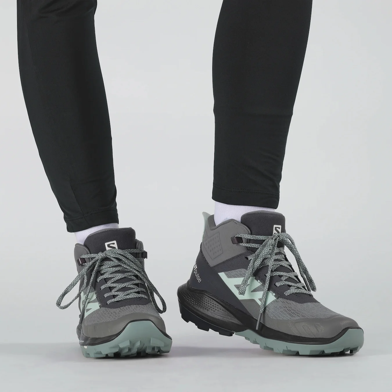 Outpulse Mid GTX Hiking Boot - Women's - Image 4
